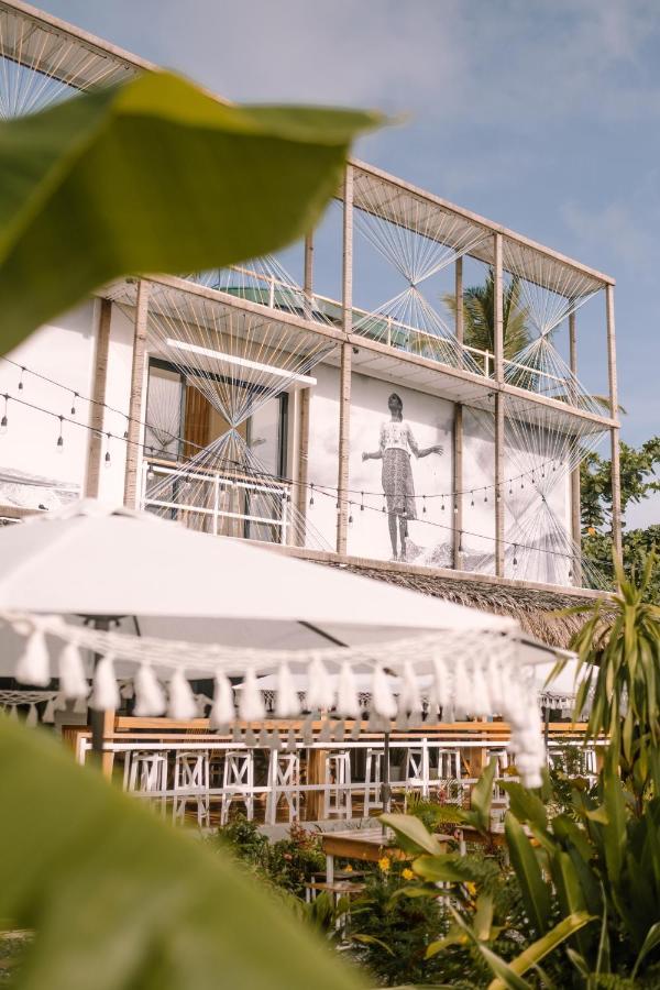 Happiness Hostel Siargao جنرال لونا المظهر الخارجي الصورة